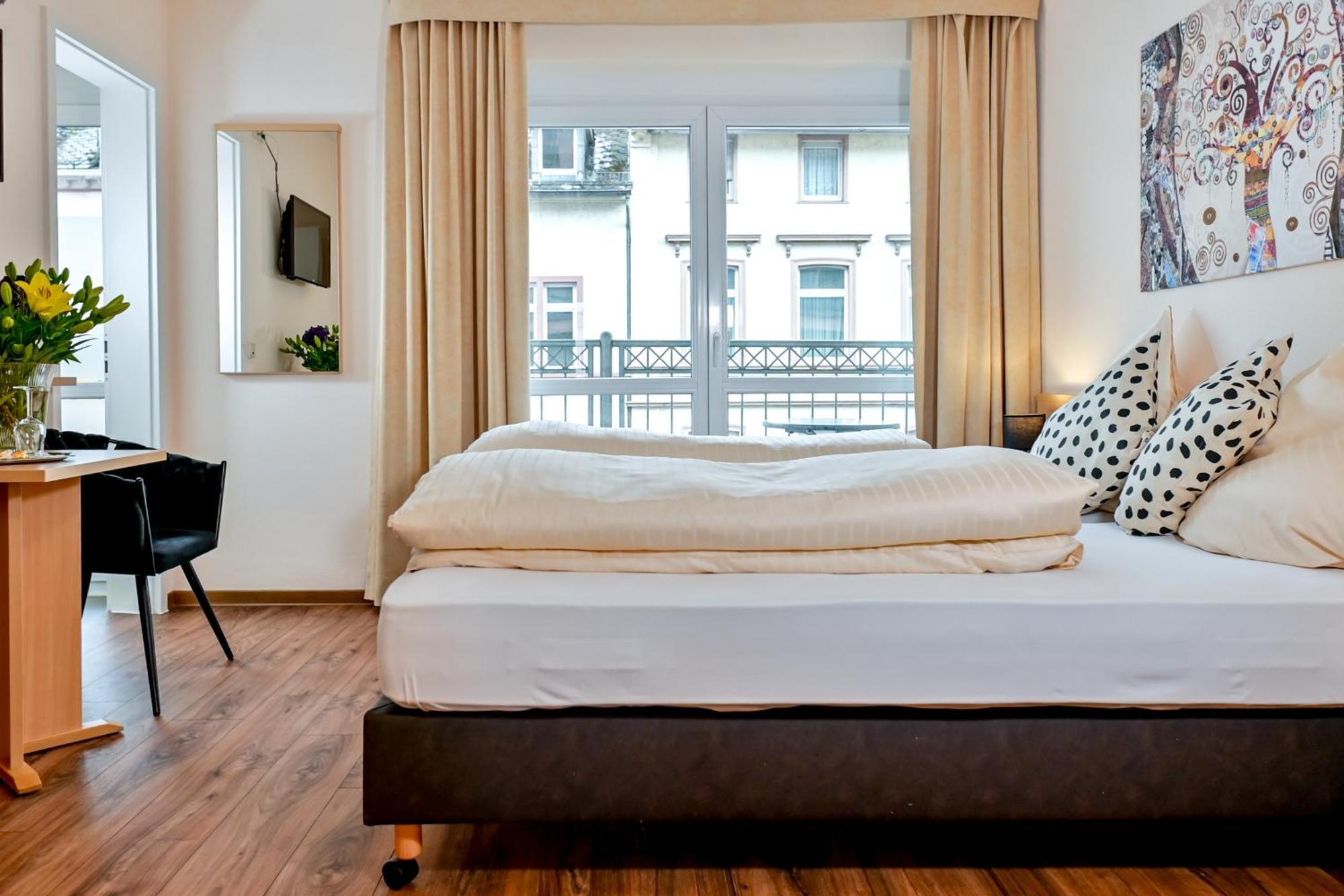 Il Greco Hotel ลิมบวร์ก อัน แดร์ ลาน ภายนอก รูปภาพ