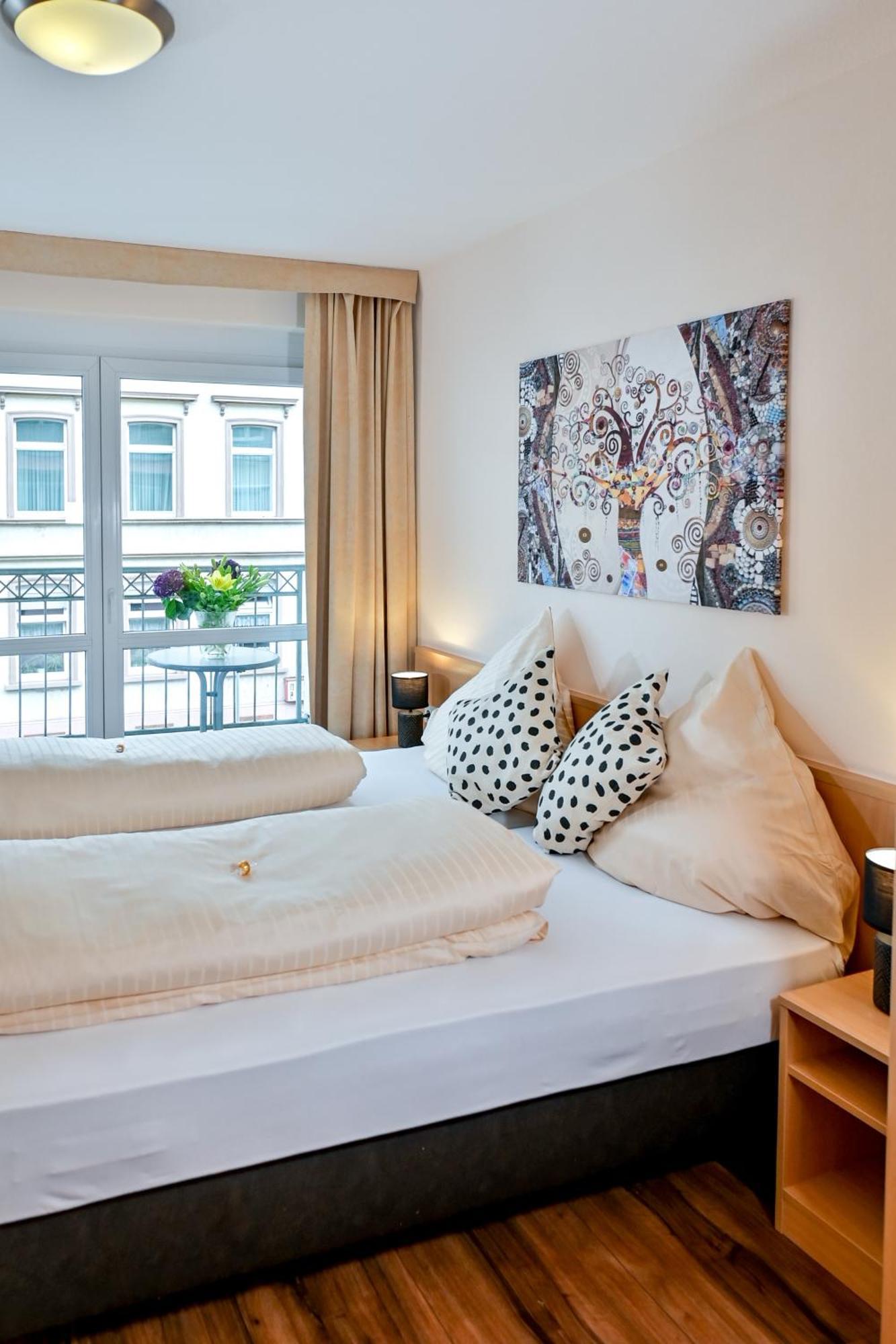 Il Greco Hotel ลิมบวร์ก อัน แดร์ ลาน ภายนอก รูปภาพ